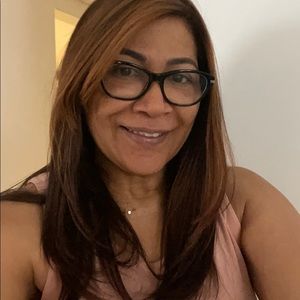 Meet your Posher, Adalgisa